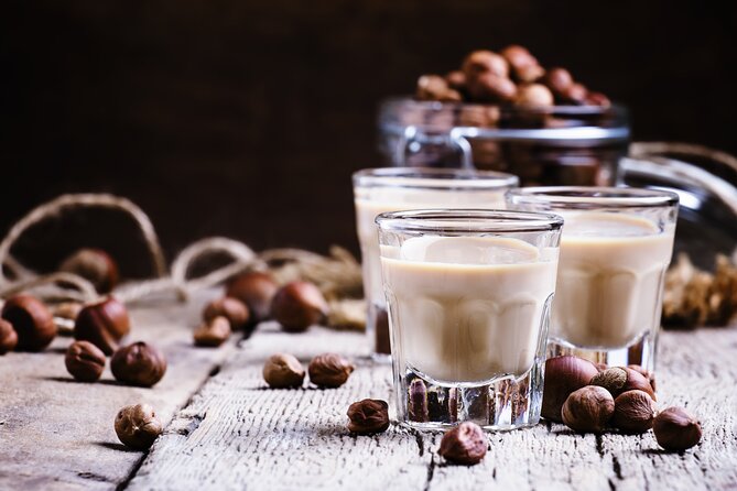 Private: Madrid Historic Centre Food Tour with 10+ Authentic - The drinks: vermouth, cider, wine or sangria, beer, and orujo