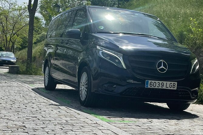 Private Shuttle Transfer from City Centre to Airport - Operating hours and Madrid coverage: plan around the center-area limit