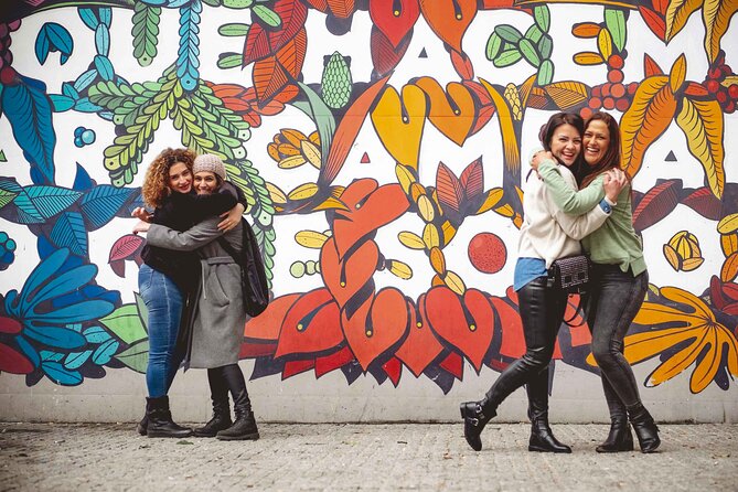 Private Tour of Madrid with a Photography Session - Why a private Madrid photo session beats a phone selfie
