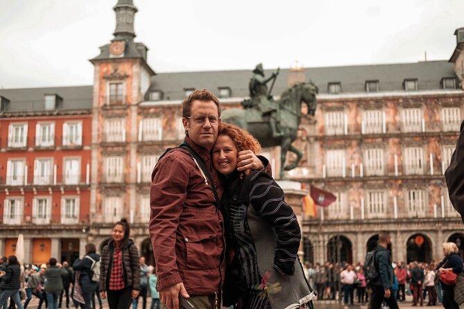 Private Tour of Madrid with a Photography Session - The 10:00 route: Retiro Park, the Royal Palace area, then Lavapiés