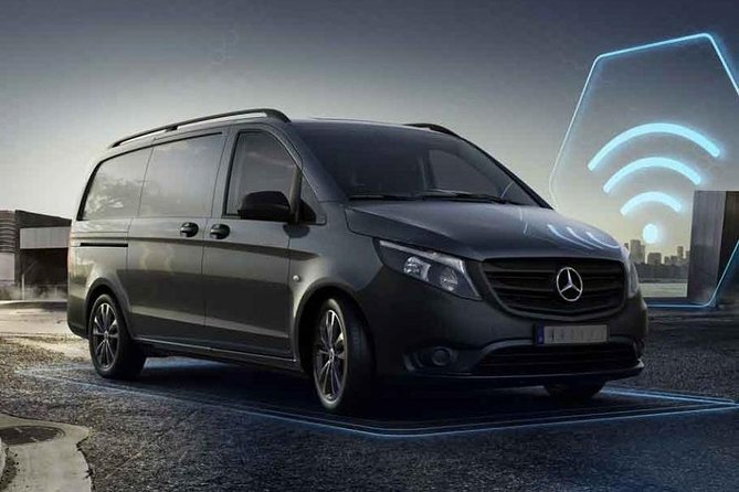 Private Transfer From Madrid Barajas Airport to Madrid - Finding Your Driver in Barajas Without Stress