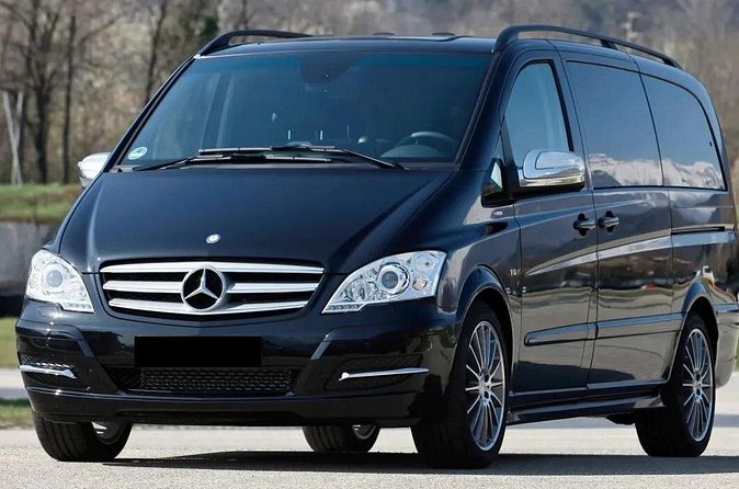 Private Transfer from Toledo or Avila to MAD Airport by MiniVan - Price and What You Actually Get for It