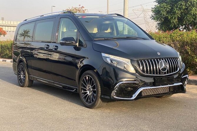 Private Transfer from Toledo or Avila to MAD Airport by MiniVan - Night Departures: The 22:00 to 06:30 Fee