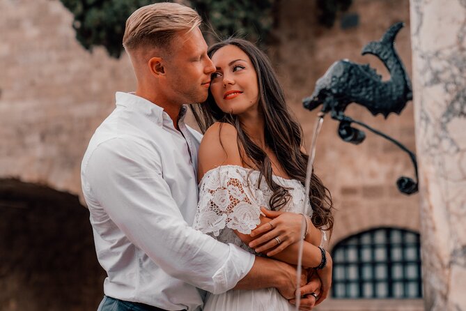 Private Vacation Photoshoot with Photographer in Madrid - The Photo Delivery Promise: 45 Edited Photos in Four Days