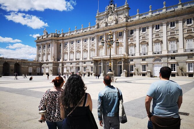 Private Visit to the Royal Palace of Madrid - Plaza de España stop: a 10-minute orientation with devices