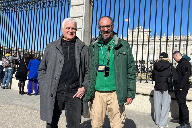 Private Visit to the Royal Palace of Madrid - What makes this private tour feel different from audio