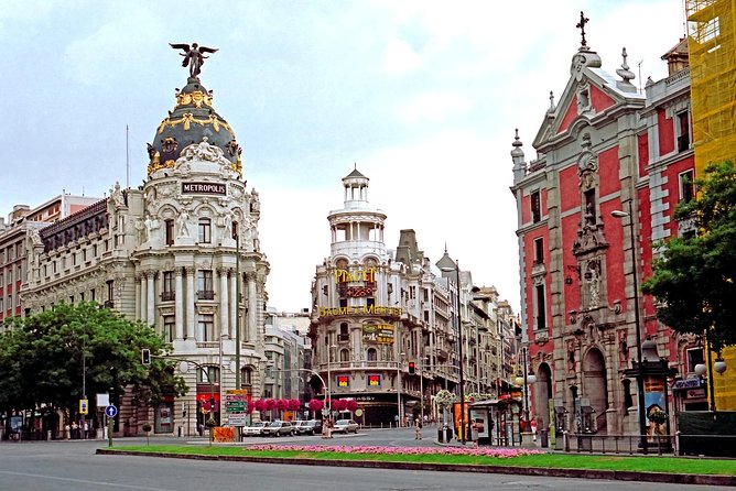 Private walking tour Madrid: Secrets and must - Why this private Madrid walk is a smart first-day move