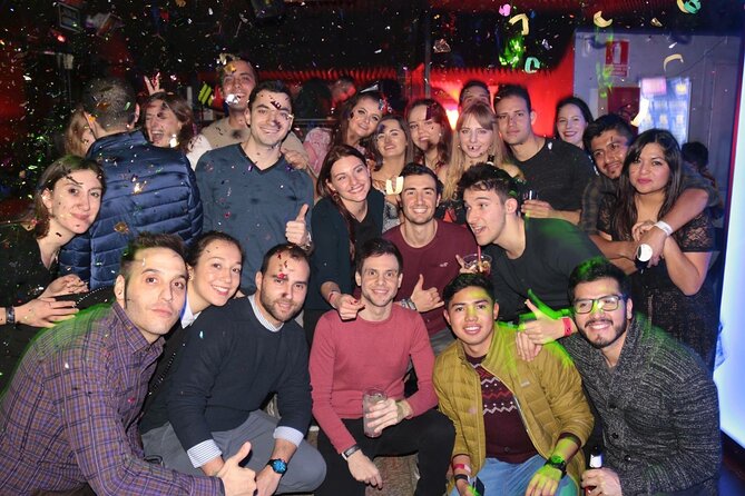 PUBCRAWL Bar and Party Route in Madrid - Finishing at the Disco/Club Downtown: The Last Hour Matters