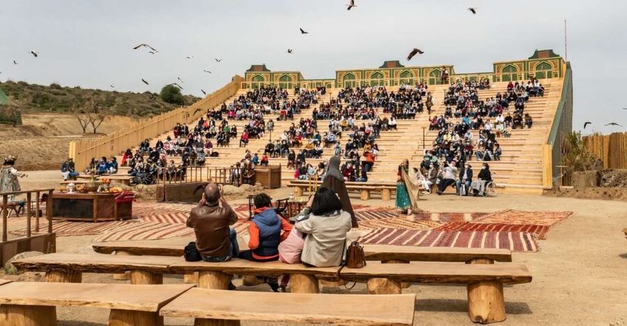 Puy du Fou España Entry Ticket - Entering the park: what that 30-hectare layout really means