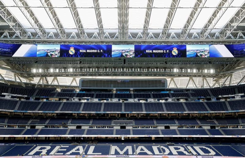 Real Madrid: Bernabeu Stadium SelfGuided Tour & Wine tasting - Inside Bernabéu on Your Own: how the self-guided route works