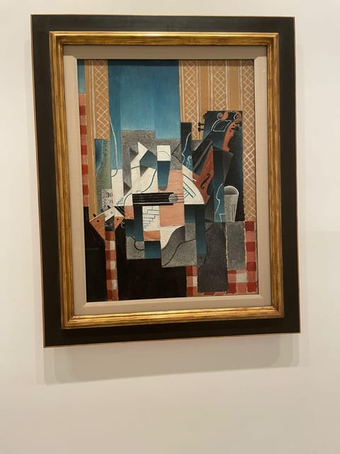Reina Sofía Museum guided tour with ticket and skip the line - Guides and style: what I’d expect from Loreta, Cristiana, and Rubén