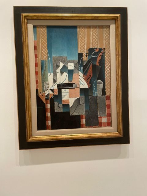 Reina Sofía Museum guided tour with ticket and skip the line - The building used to be a hospital, and you feel it inside