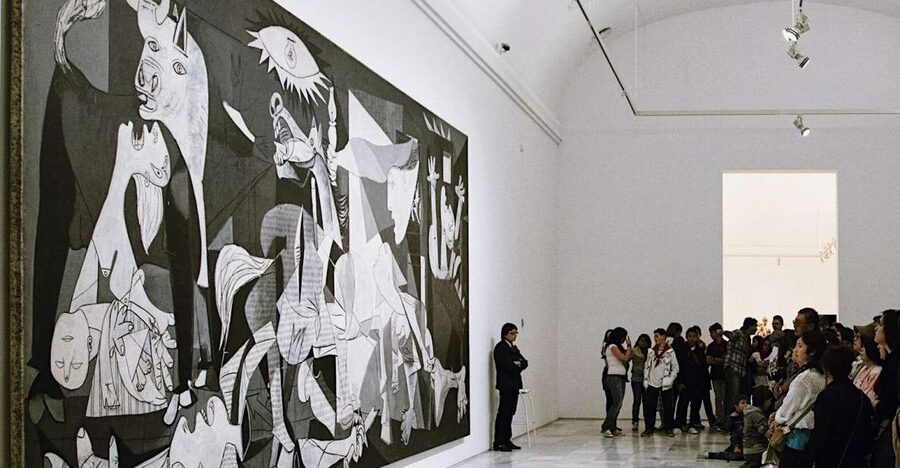 Reina Sofia Museum Masterpieces - Guided Tour up to 6 guests - Miró’s everyday oddness: seeing The Man with a Pipe clearly