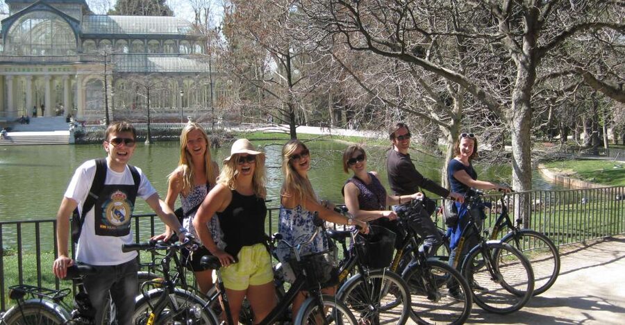 Rent a Bike in Madrid -Free phone holder and selfguided tour - Key Things to Know Before You Pedal Madrid