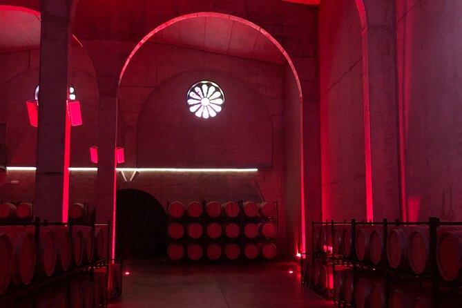 Ribera del Duero Wine Tour: Two Wineries and Tasting - Bodegas Nabal First: Vineyards, Guardaviña, and a Guided Walk
