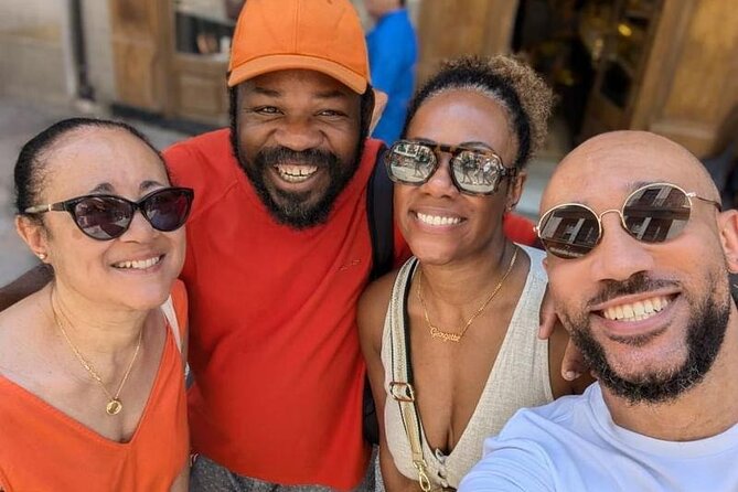 Roots and Resistance: A Black History Tour of Madrid - Where the story starts: Plaza de Isabel II to get your bearings fast