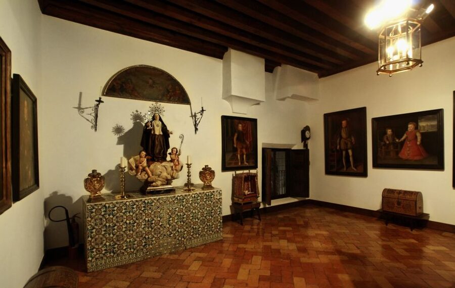 Royal Monastery of the Barefoot nuns: Guided Tour + Tickets - FAQ