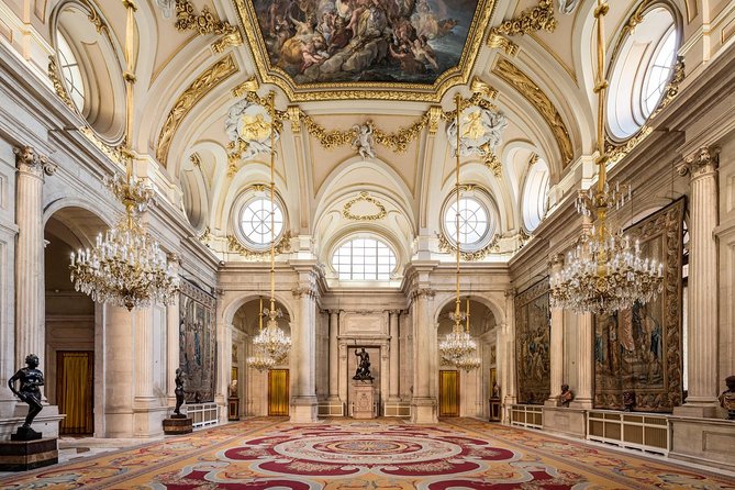 Royal Palace Guided Tour Small Group with Tickets - Skip-the-line tickets: the real value and the one risk
