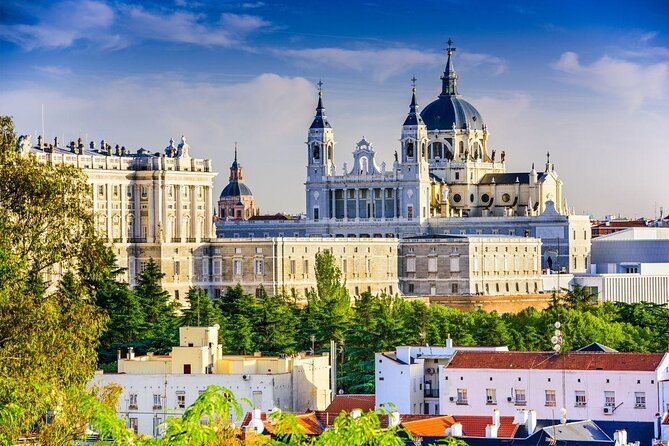 Royal Palace of Madrid and Almudena Cathedral Afternoon Tour - Key things you’ll notice on this Royal Palace and Almudena tour