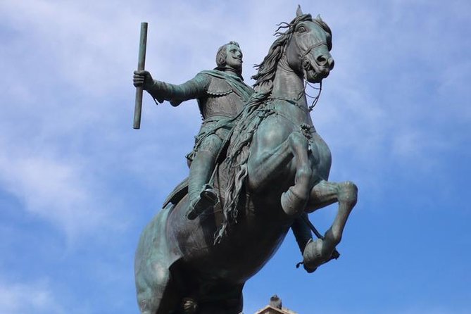 Royal Palace of Madrid private tour - Price and what you’re really buying (up to 7, 2 hours)
