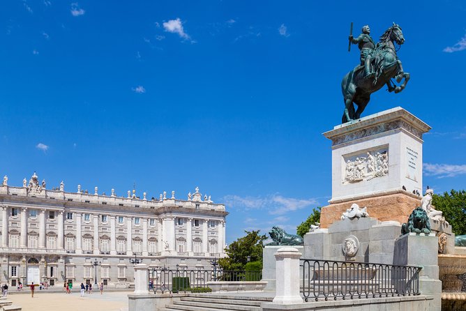 Royal Palace of Madrid Private Tour with Tickets - Skip-the-Line Entry That Actually Saves Your Time