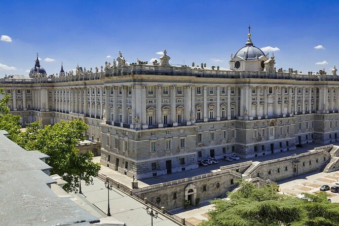 Royal Palace of Madrid Skip the Line Guided Tour - Where You Start: Monument to Felipe IV Meeting Point Tips