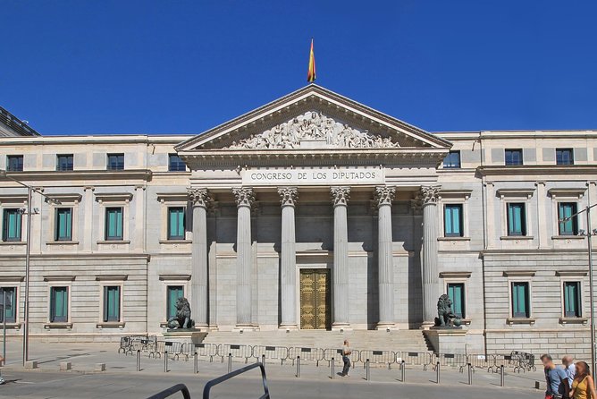 Royal Palace & Prado Museum Skip the Line Guided Tour - Skip-the-line at two Madrid icons: Royal Palace + Prado