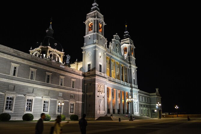 Royal Palace Skip-the-Line Ticket and Guided Tour in Madrid - Price vs. What You Actually Get at the Royal Palace