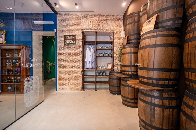 Rum Tasting: Experience of the 5 senses in Madrid - Create your own Flor de Caña bottle: the souvenir with meaning