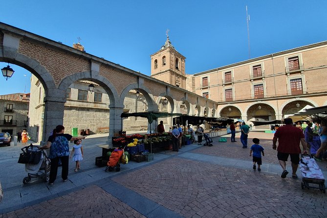 Salamanca and Avila Private Tour from Madrid with Hotel Pickup - Plaza Mayor and Mercado Chico: Main Squares With Different Feels