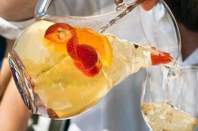 Sangria Workshop and Tasting with Local Cheese - White Sangria: The One That Often Feels Like a Surprise