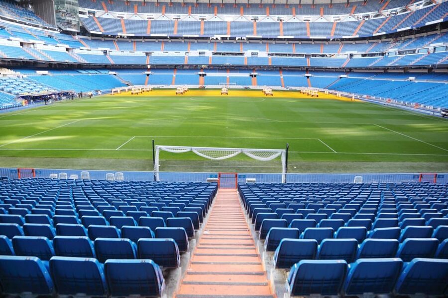 Santiago Bernabeu Stadium Real Madrid Private Tour & Tickets - Santiago Bernabéu in two hours: what you actually get