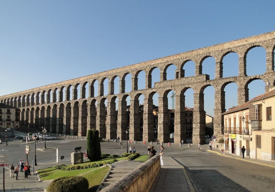 Segovia: 3-Hour Private Walking Tour - The countryside views: why they matter even when you expect only the city