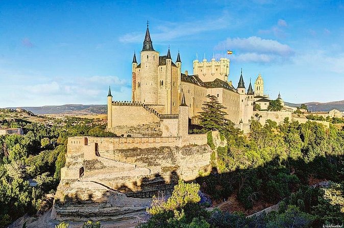 Segovia Alcázar de Segovia Entry Ticket - Best way to pair it with Segovia: day trip vs. overnight