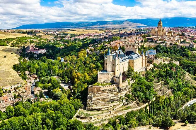 Segovia Alcázar de Segovia Entry Ticket - Armor, antique artillery, and flags: why this museum hits differently
