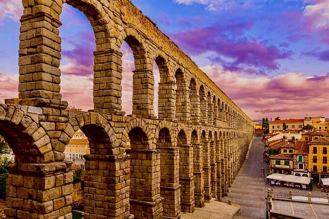 Segovia and Pedraza: from the Roman Empire to Middle Ages from Madrid - Pedraza at 3:30 pm: the walled-town pause that makes the day work