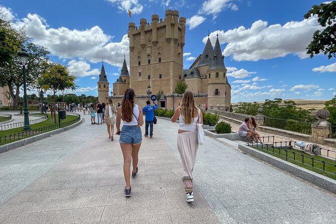 Segovia & Ávila Full Day from Madrid with Alcázar & Walls Tickets - A smooth Segovia and Ávila loop from Madrid