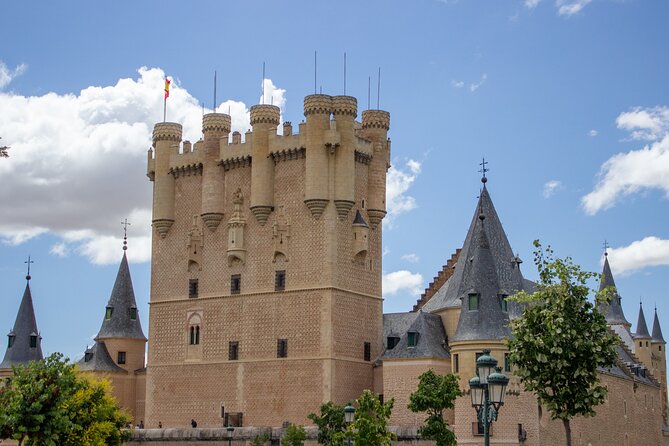 Segovia & Ávila Full Day from Madrid with Alcázar & Walls Tickets - Ávila in a different mood: medieval walls first, city second