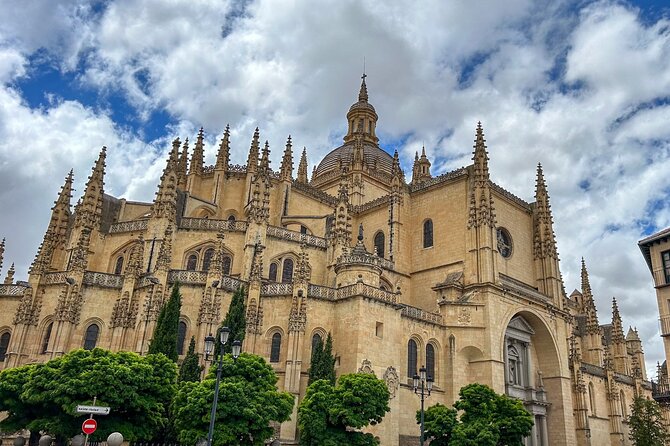 Segovia & Ávila Full Day from Madrid with Alcázar & Walls Tickets - Value for money: what your $79.09 is really buying