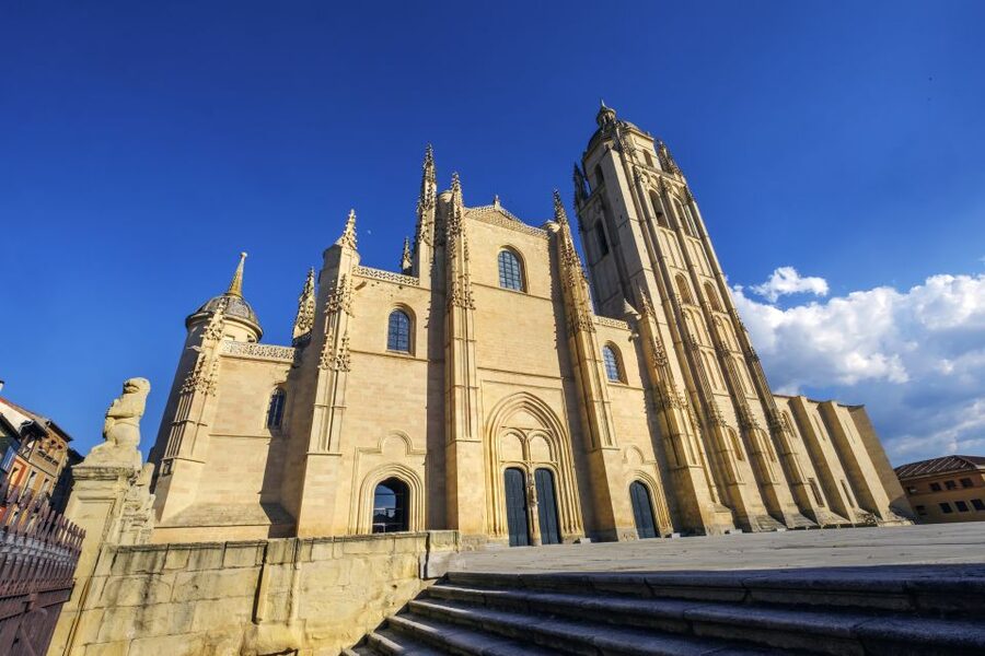 Segovia: Cathedral Tower Guided Tour - Bell Ringer’s House: The Daily Life Details You Don’t Get From Photos