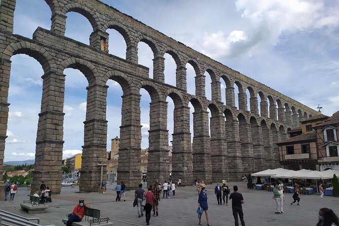 Segovia from the Aqueduct to the Alcazar: A Self-Guided Audio Tour - A calm Segovia walk that makes navigation easy