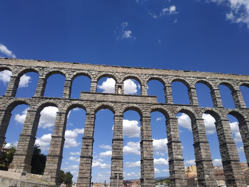 Segovia: Guided Walking Tour with Alcázar Entry - San Martín and the medieval streets near the Jewish quarter