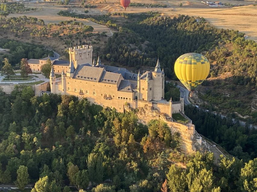 Segovia: Hot Air Balloon Ride with Picnic and Activity Video - Key Points If You’re Short on Time