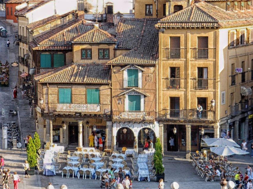 Segovia - Old Town tour including Castle visit - Plaza Mayor and the Cathedral of Segovia (Gothic with real drama)