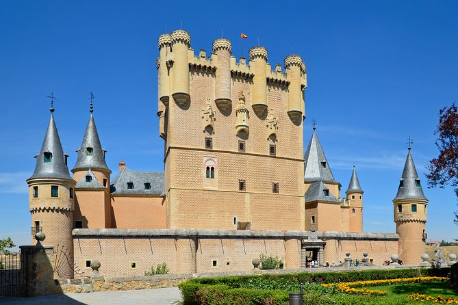 Segovia Private 5 hours Tour from Madrid with Hotel Pick up - Alcázar of Segovia: The Included Ticket Stop That People Remember