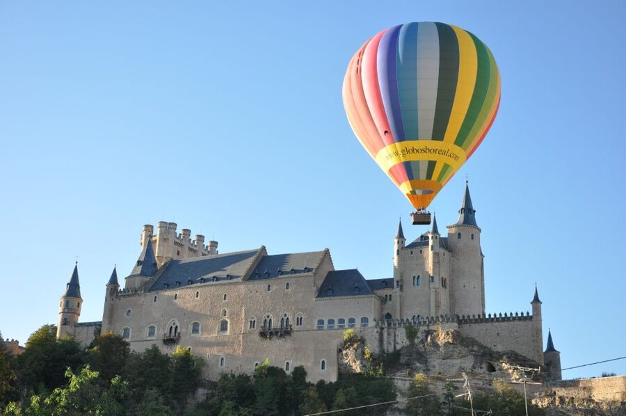 Segovia: Private Balloon Ride for 2 with Cava and Breakfast - FAQ