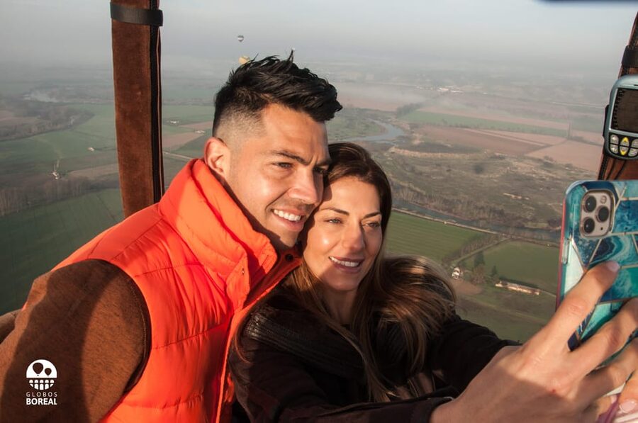 Segovia: Private Balloon Ride for 2 with Cava and Breakfast - Comfort and safety that keep the morning smooth