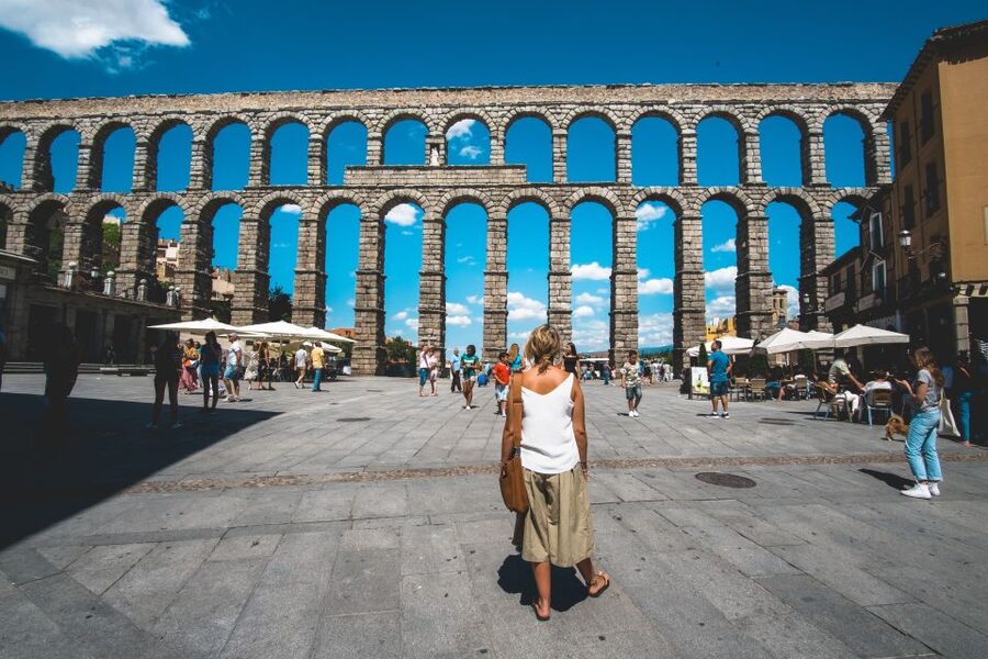 Segovia: Private City Walking Tour with Alcázar of Segovia - Key highlights worth your attention