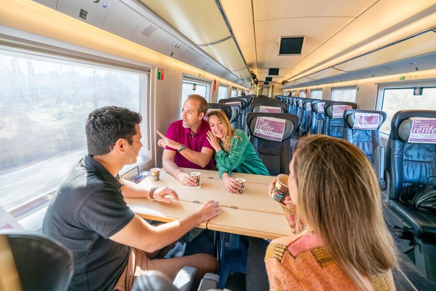 Segovia Private Guided Visit & Alcazar with High Speed Train - Aqueduct of Segovia: Roman engineering you can spot instantly