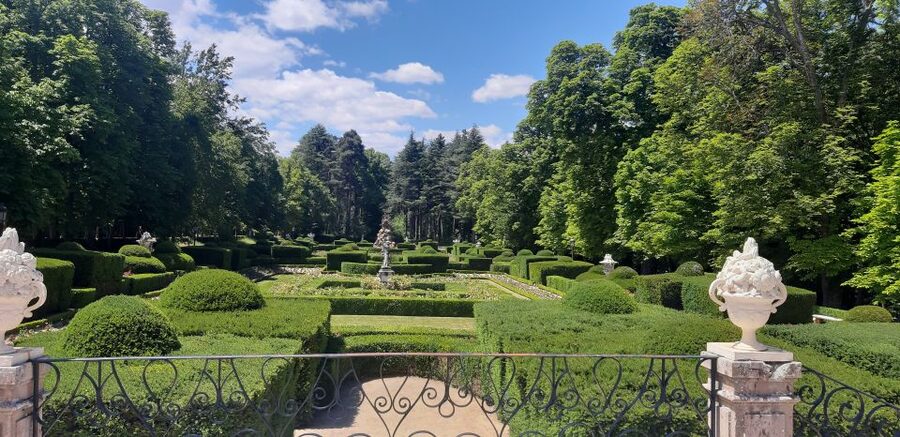 Segovia: Royal Palace of La Granja de San Ildefonso Tour - What you get in 2 hours at the Royal Palace of La Granja